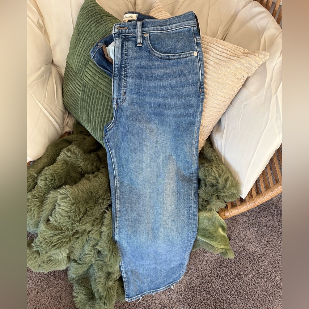 Madewell Slim Wide-Leg Crop Jeans